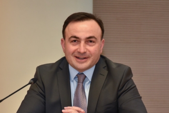 200 manata saxta arayışlar satan - ŞİRKƏT RƏHBƏRİ SAXLANILIB | FED.az